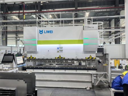 Пресс листогибочный LIWEI с управлением WF67K-320T 3200