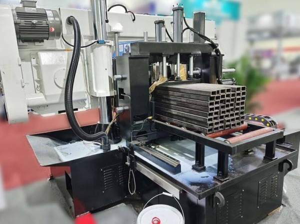 Станок ленточнопильный Stalex GZ-4250H фото3