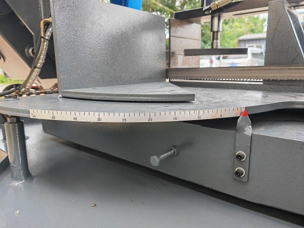 Станок ленточнопильный MetalTec BS 350CZ фото4