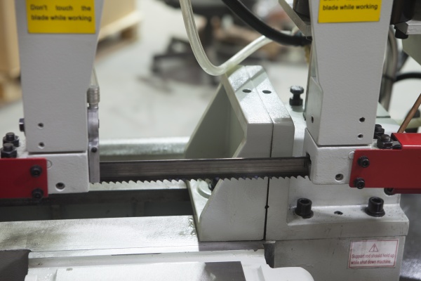 Станок ленточнопильный Stalex TBK-4228 фото2