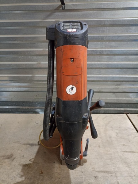 Станок сверлильный на магнитном основании FEIN KBM 80 U б у фото2